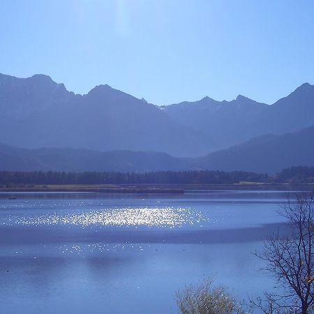 Gaestehaus Guggomos "Hopfen Am See" Füssen Rum bild