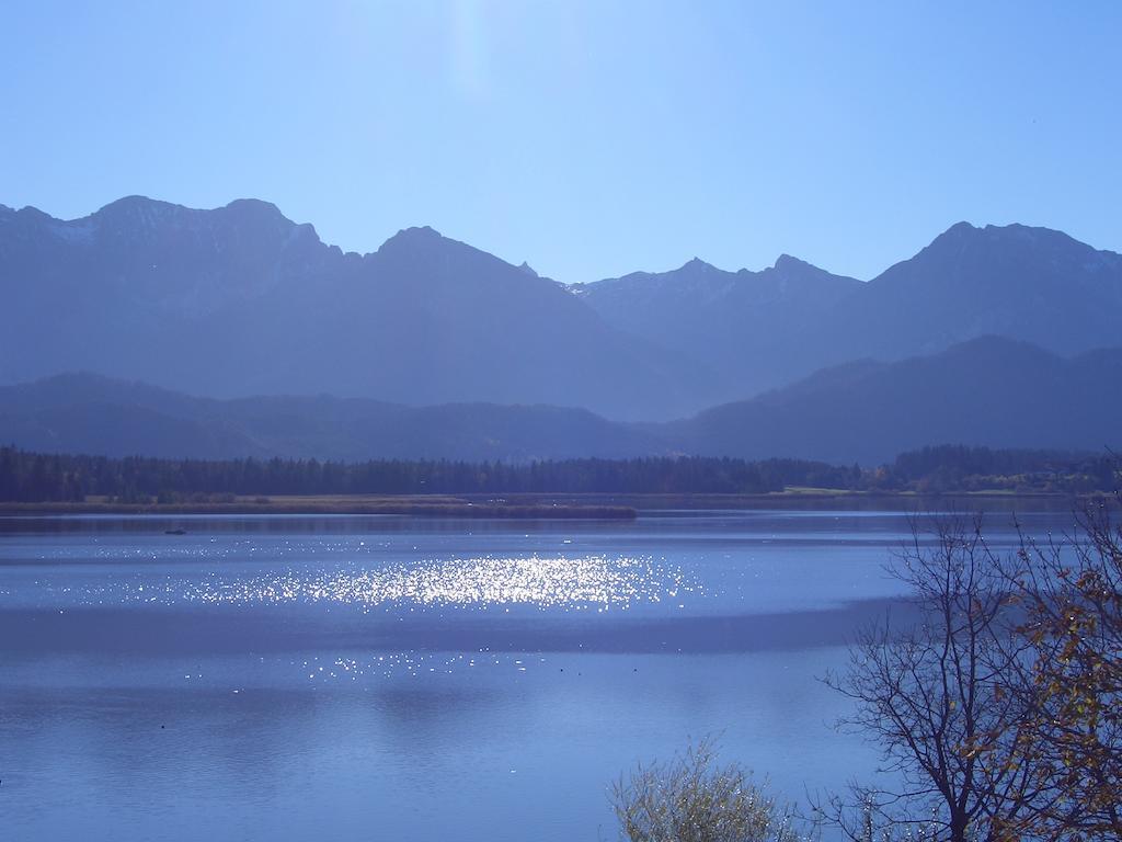 Gaestehaus Guggomos "Hopfen Am See" Füssen Rum bild