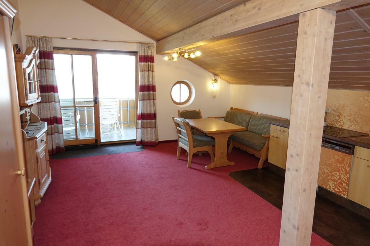 Gaestehaus Guggomos "Hopfen Am See" Füssen Exteriör bild